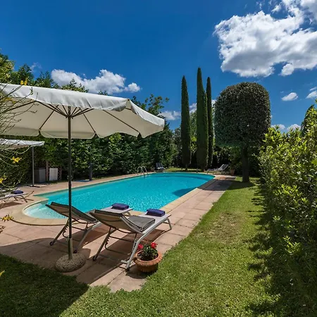 Villa Joy 6, Emma *